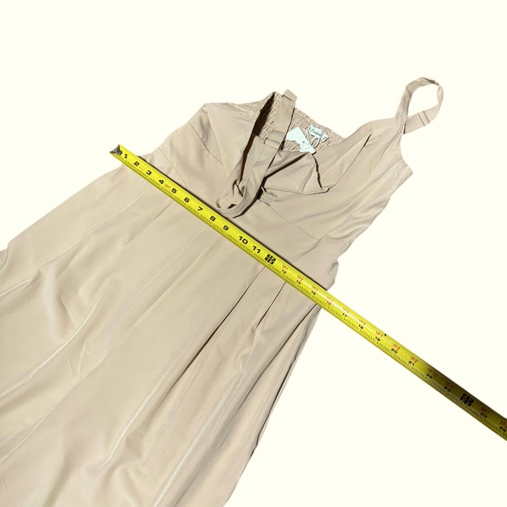 Colombian long beige bodysuit wide leg sleeveless v-neck size m - Picture 7 of 14
